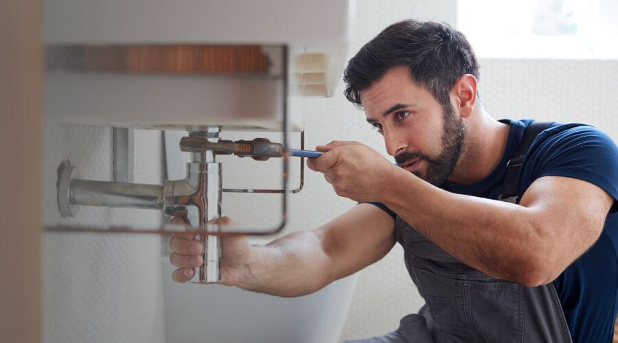 Professional water heater installation services in Yoakum, TX